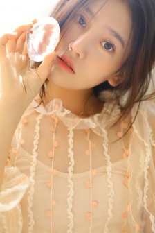 JULIAANN女医生在办公室